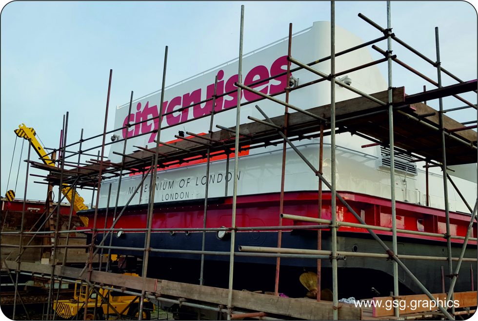 commercial vessel - City Cruises Aft Branding Millennium of London